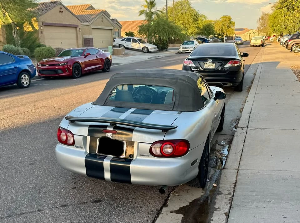 1999 Mazda NB MX-5 Miata - Image 4 of 9