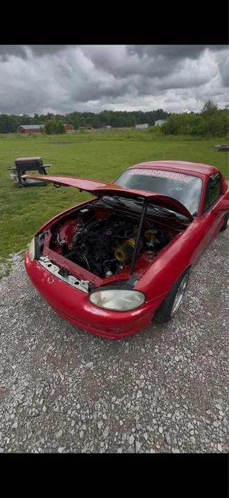 1999 Mazda NB MX-5 Miata - Image 8 of 11