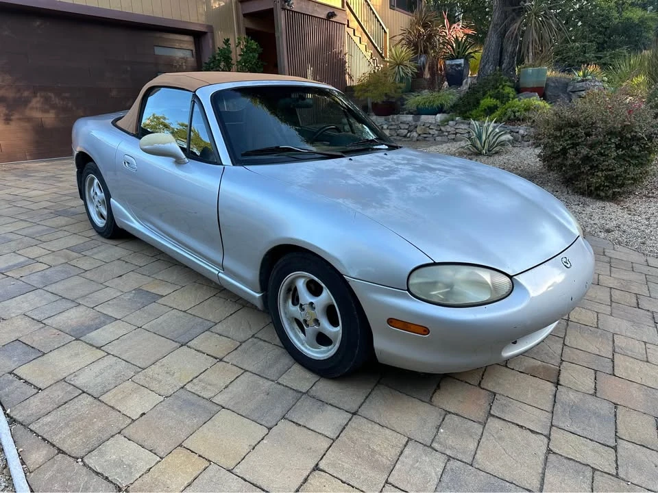1999 Mazda NB MX-5 Miata - Image 3 of 17