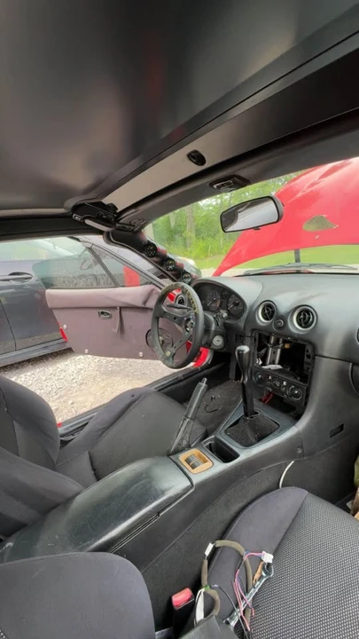 1999 Mazda NB MX-5 Miata - Image 5 of 11