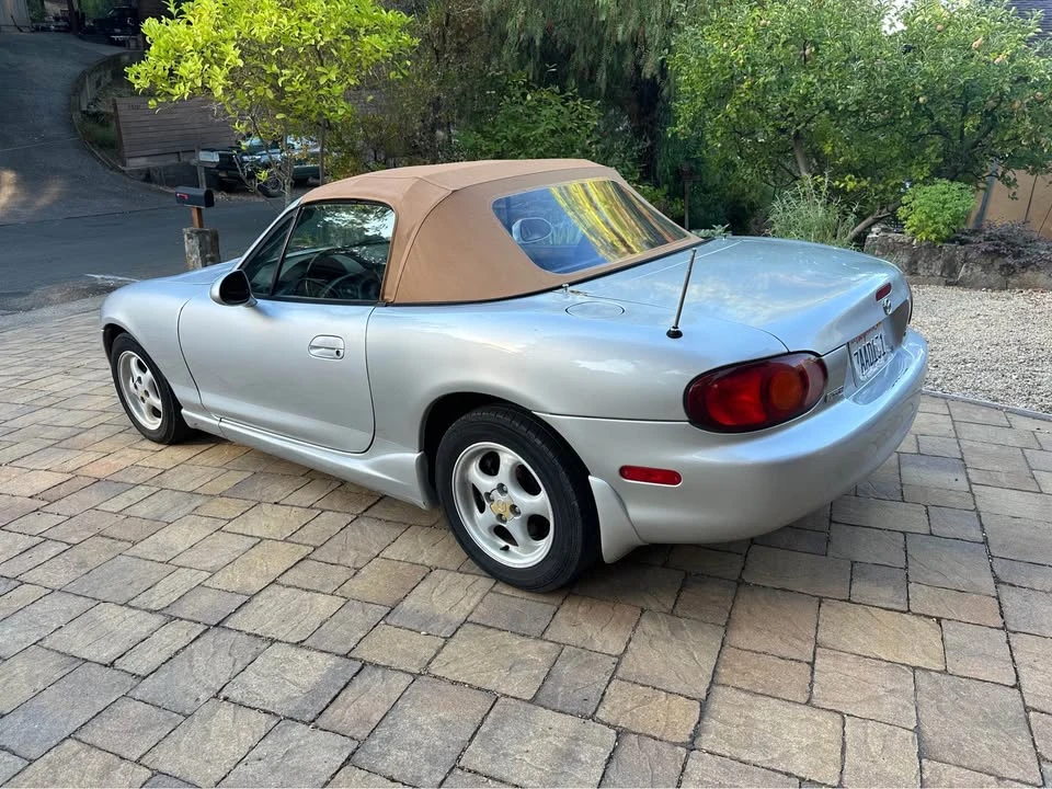 1999 Mazda NB MX-5 Miata - Image 7 of 17