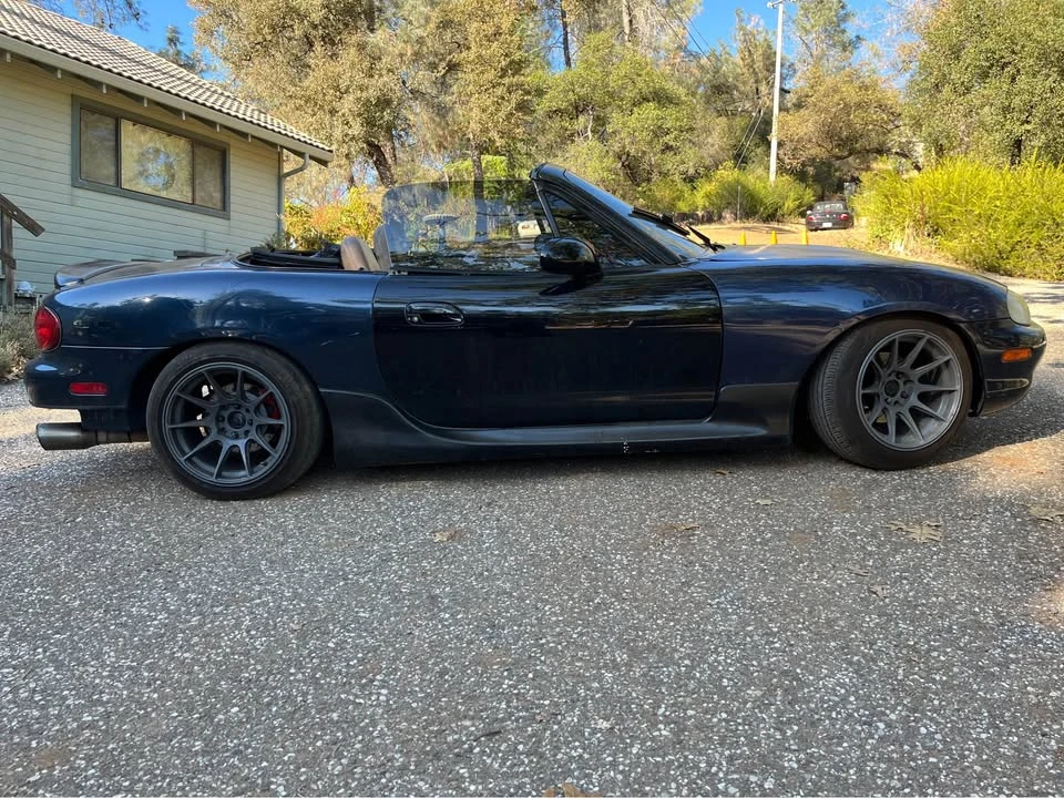 1999 Mazda NB MX-5 Miata - Image 2 of 10