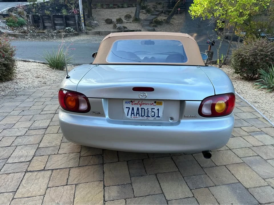 1999 Mazda NB MX-5 Miata - Image 6 of 17