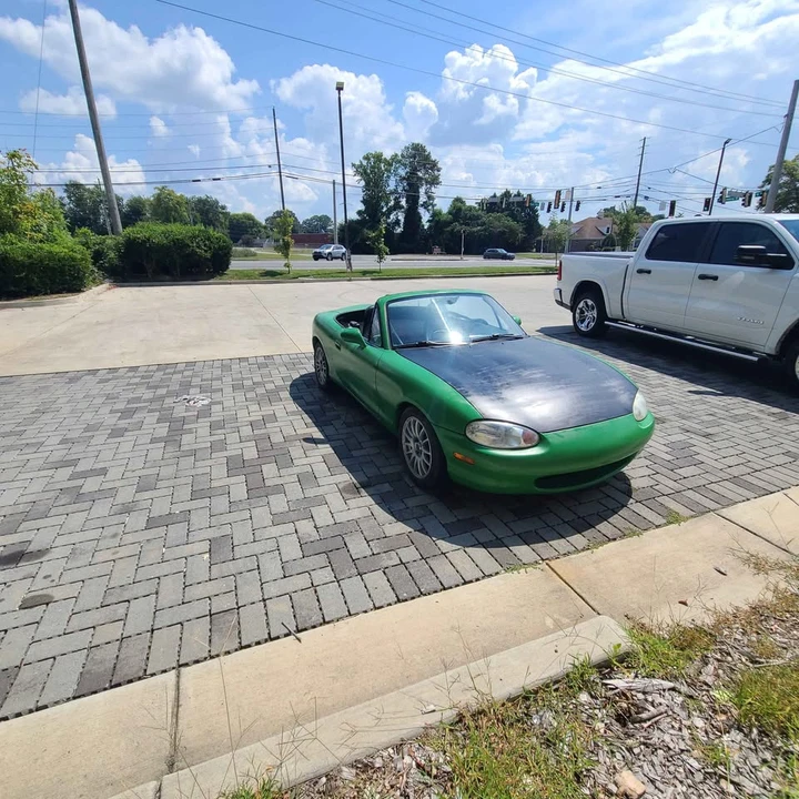 1999 Mazda NB MX-5 Miata - Image 2 of 3