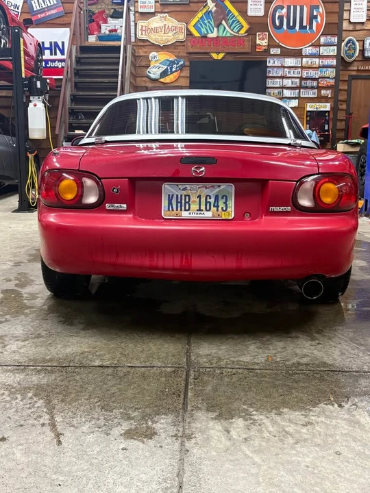 1999 Mazda NB MX-5 Miata - Image 3 of 9