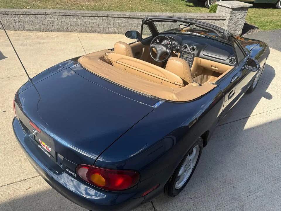 1999 Mazda NB MX-5 Miata - Image 2 of 16