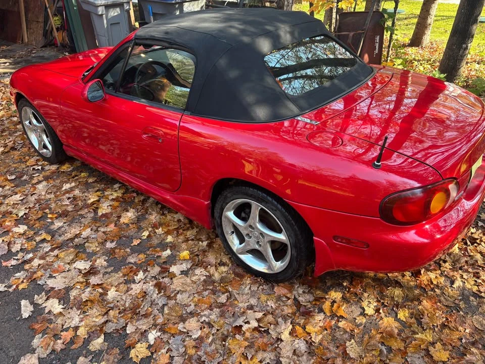1999 Mazda NB MX-5 Miata - Image 7 of 8