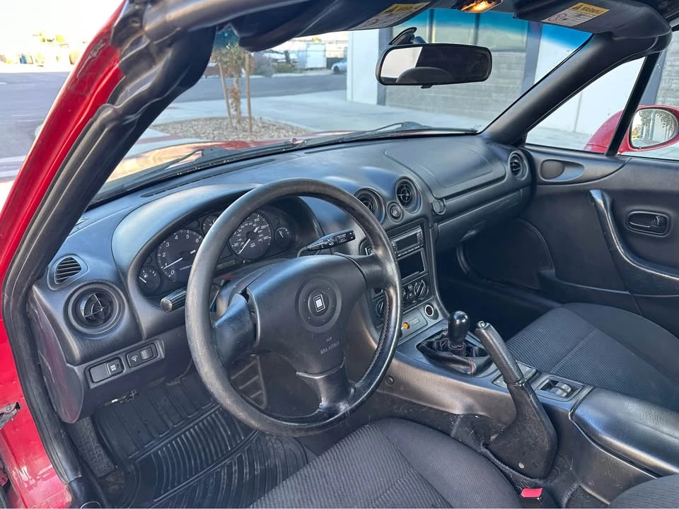 1999 Mazda NB MX-5 Miata - Image 9 of 9