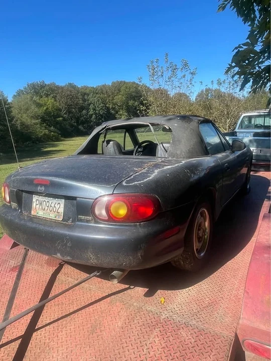 1999 Mazda NB MX-5 Miata - Image 3 of 6