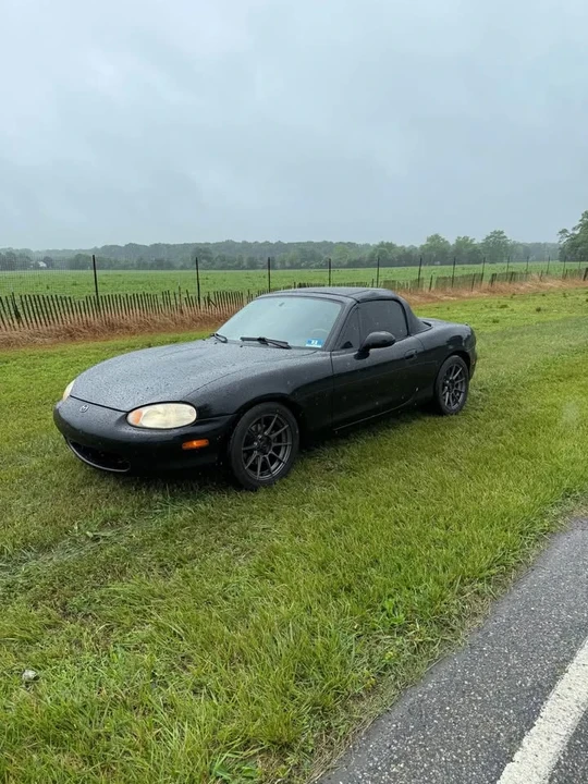 1999 Mazda NB MX-5 Miata - Image 5 of 7