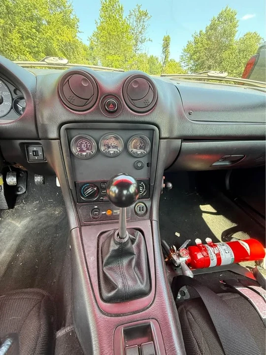 1999 Mazda NB MX-5 Miata - Image 4 of 13