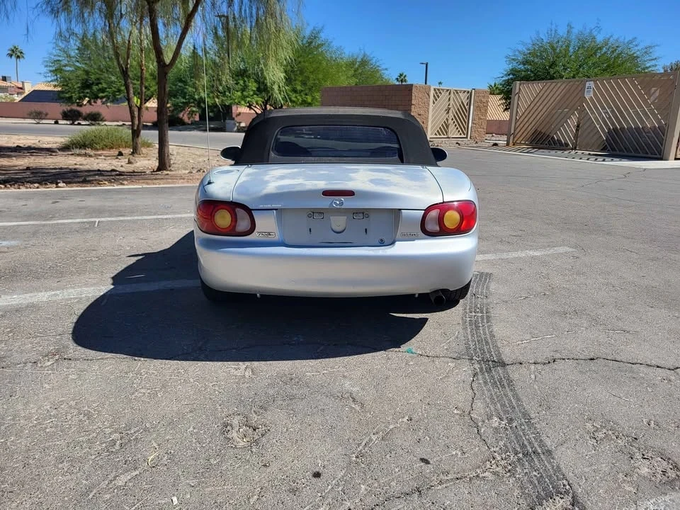 1999 Mazda NB MX-5 Miata - Image 3 of 20