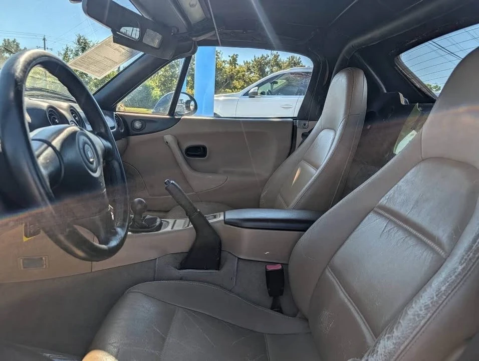 1999 Mazda NB MX-5 Miata - Image 8 of 10