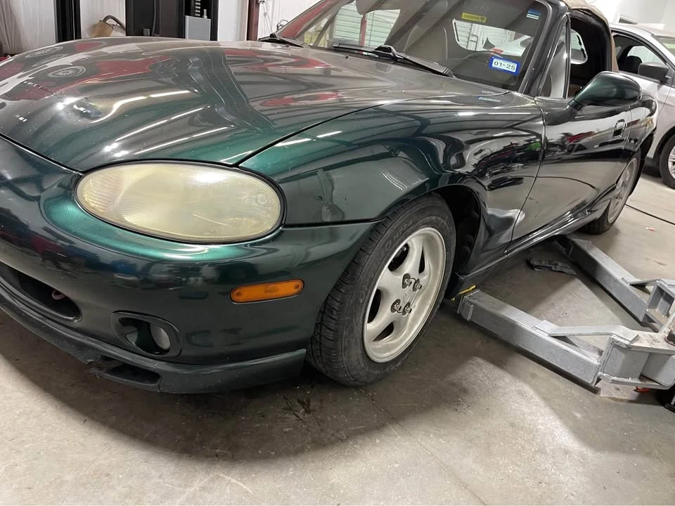 1999 Mazda NB MX-5 Miata - Image 16 of 18