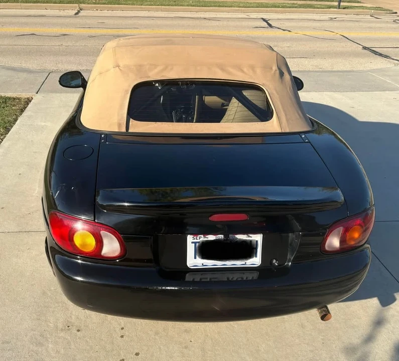1999 Mazda NB MX-5 Miata - Image 4 of 12