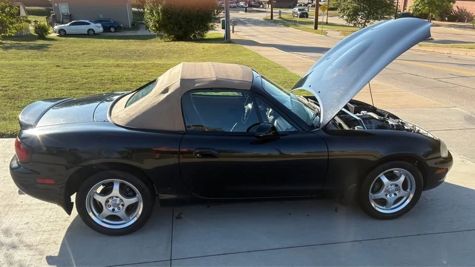1999 Mazda NB MX-5 Miata - Image 3 of 12