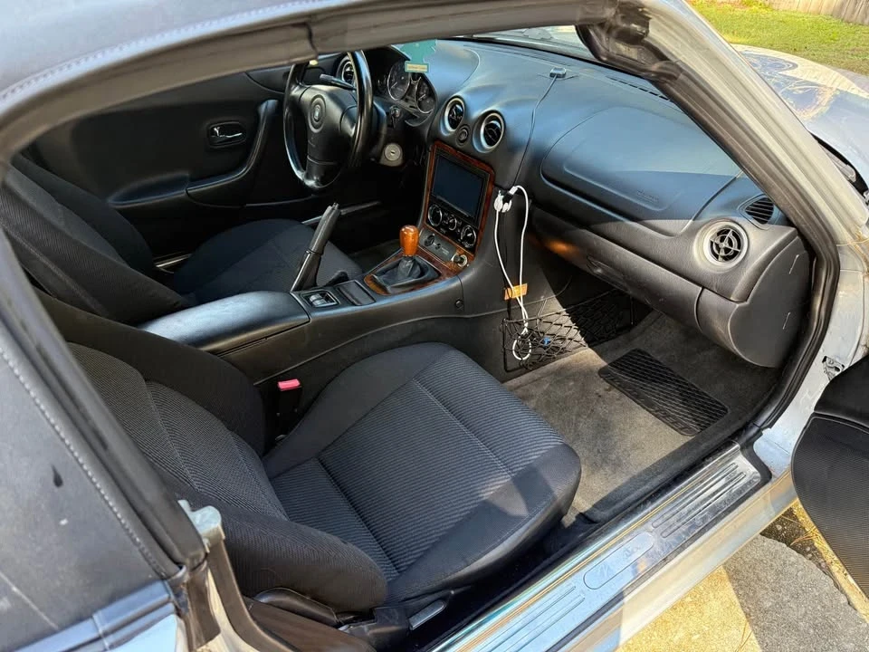 1999 Mazda NB MX-5 Miata - Image 4 of 11