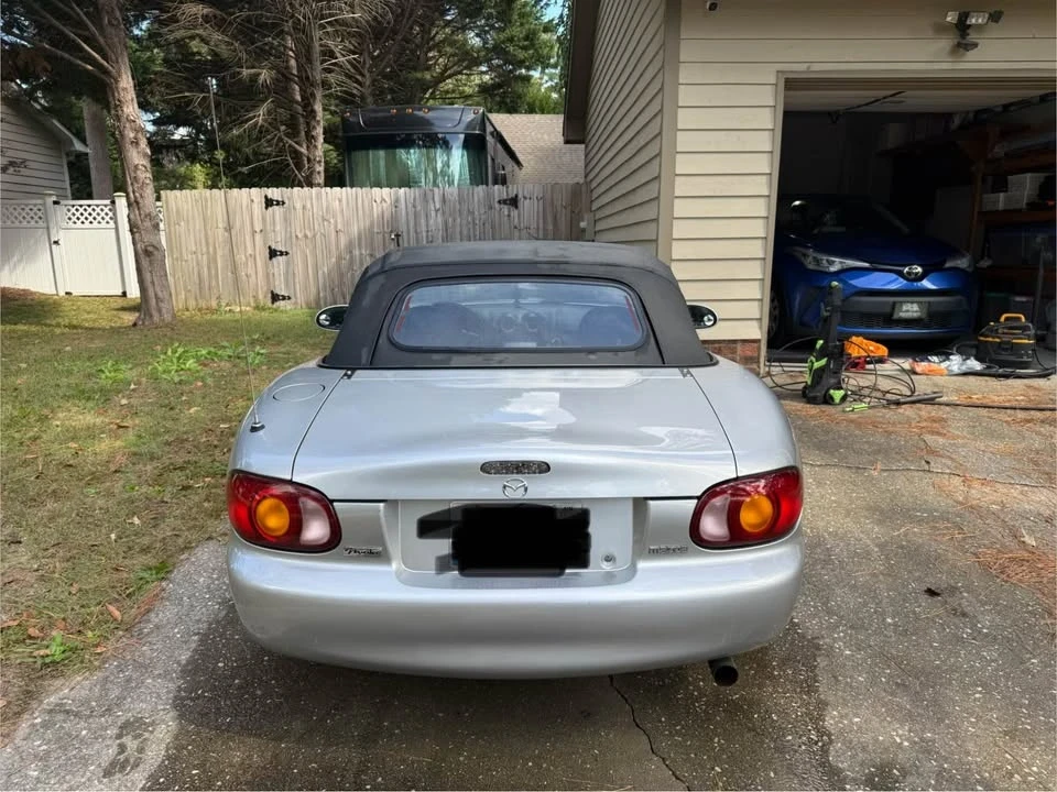 1999 Mazda NB MX-5 Miata - Image 8 of 11