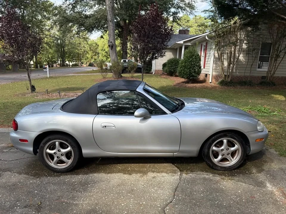 1999 Mazda NB MX-5 Miata - Image 3 of 11