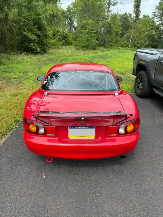 1999 Mazda NB MX-5 Miata - Image 2 of 13