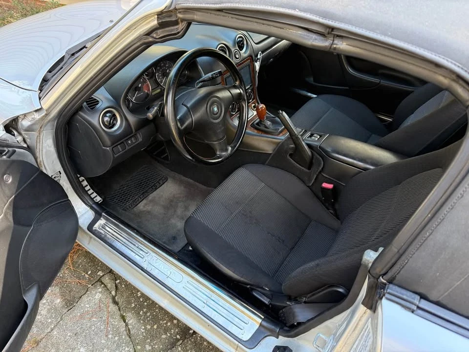 1999 Mazda NB MX-5 Miata - Image 6 of 11