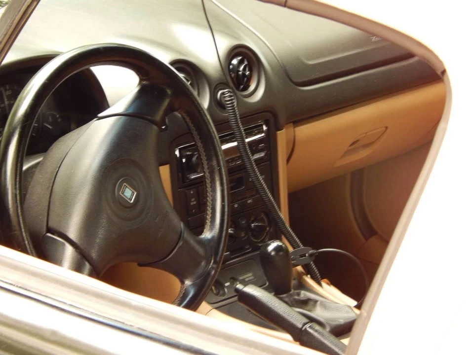 1999 Mazda NB MX-5 Miata - Image 4 of 5