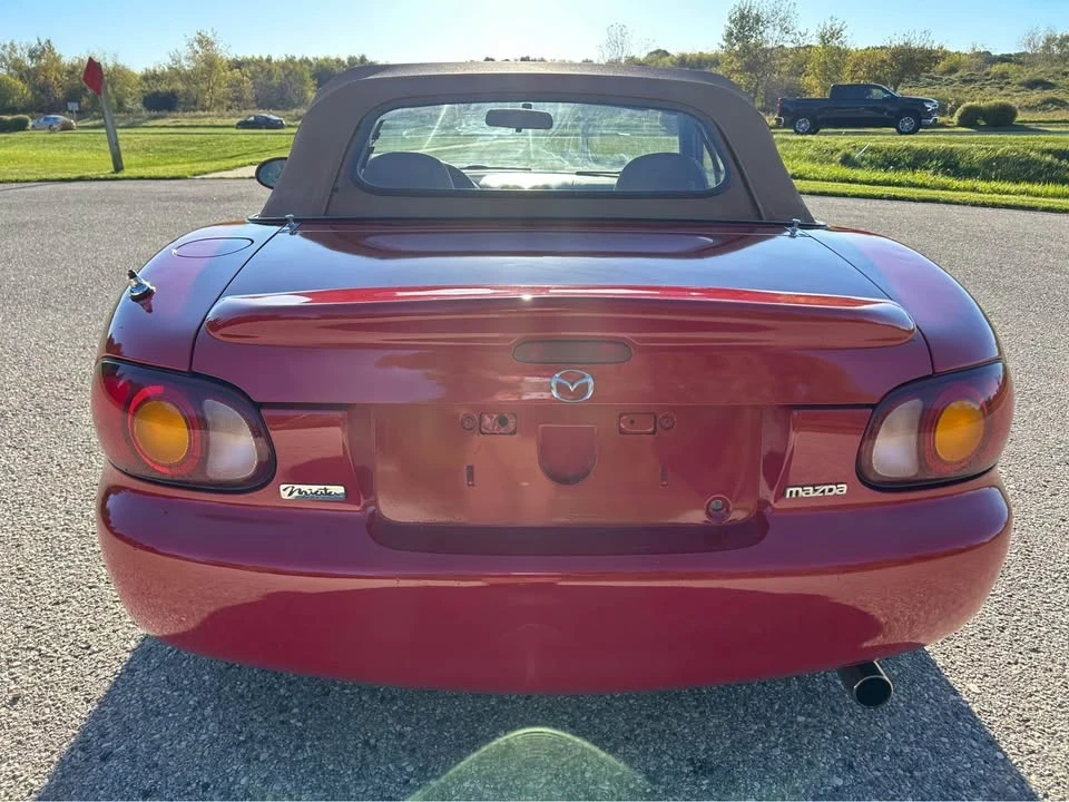 1999 Mazda NB MX-5 Miata - Image 11 of 16