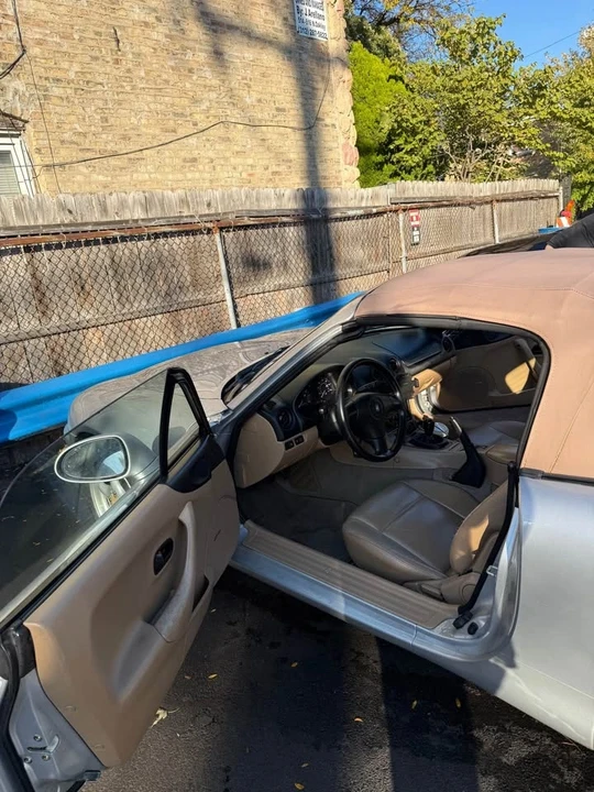 1999 Mazda NB MX-5 Miata - Image 9 of 10