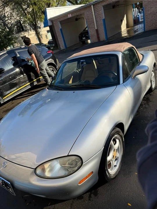 1999 Mazda NB MX-5 Miata - Image 3 of 10