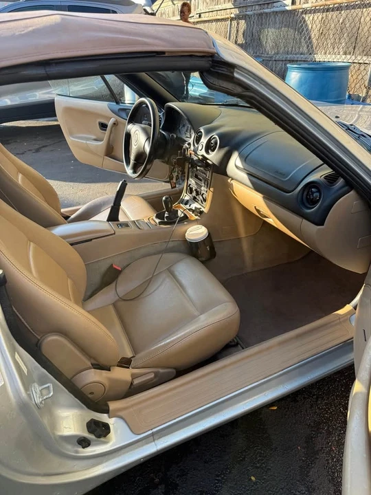 1999 Mazda NB MX-5 Miata - Image 5 of 10