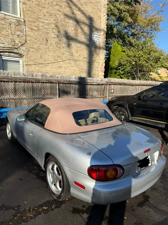 1999 Mazda NB MX-5 Miata - Image 2 of 10