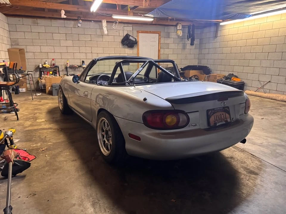 1999 Mazda NB MX-5 Miata - Image 4 of 11