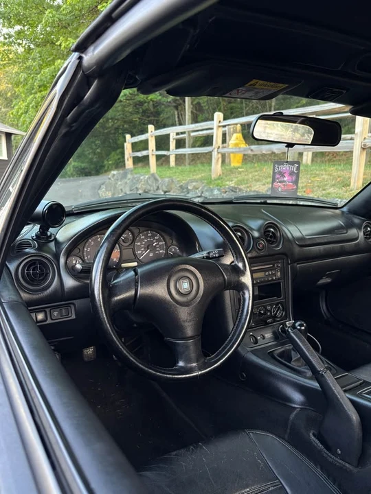 1999 Mazda NB MX-5 Miata - Image 8 of 10