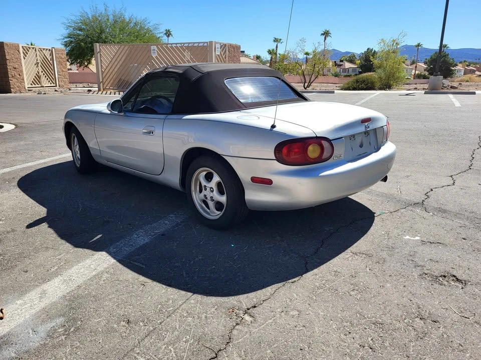 1999 Mazda NB MX-5 Miata - Image 4 of 20
