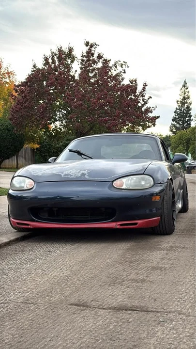 1999 Mazda NB MX-5 Miata - Image 5 of 8