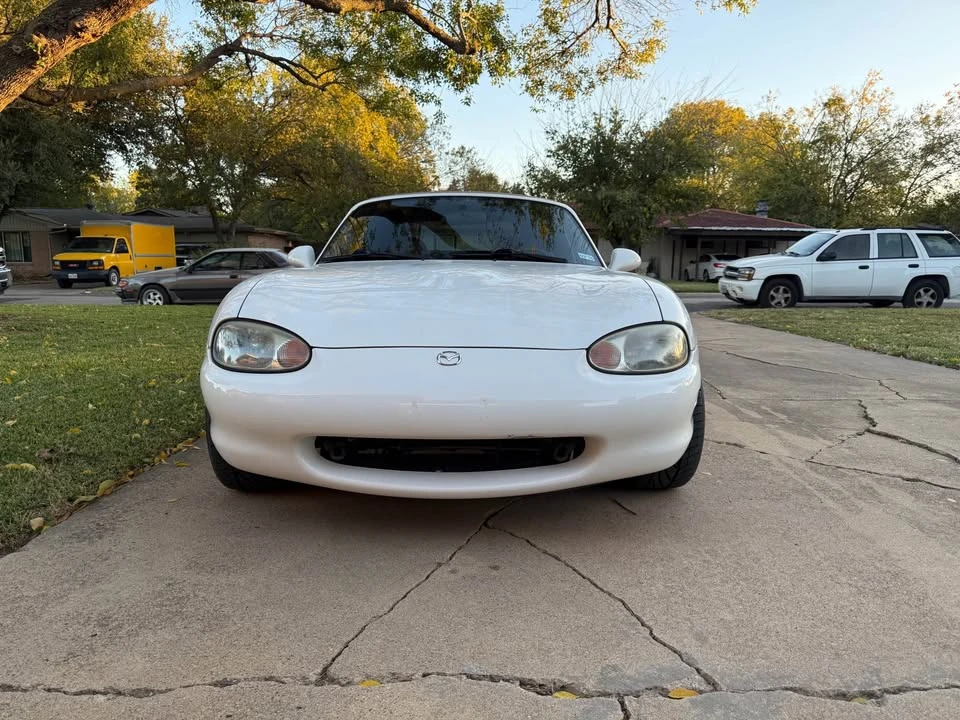 1999 Mazda NB MX-5 Miata - Image 2 of 19