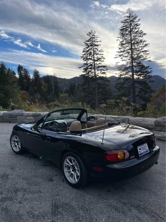 1999 Mazda NB MX-5 Miata - Image 2 of 10