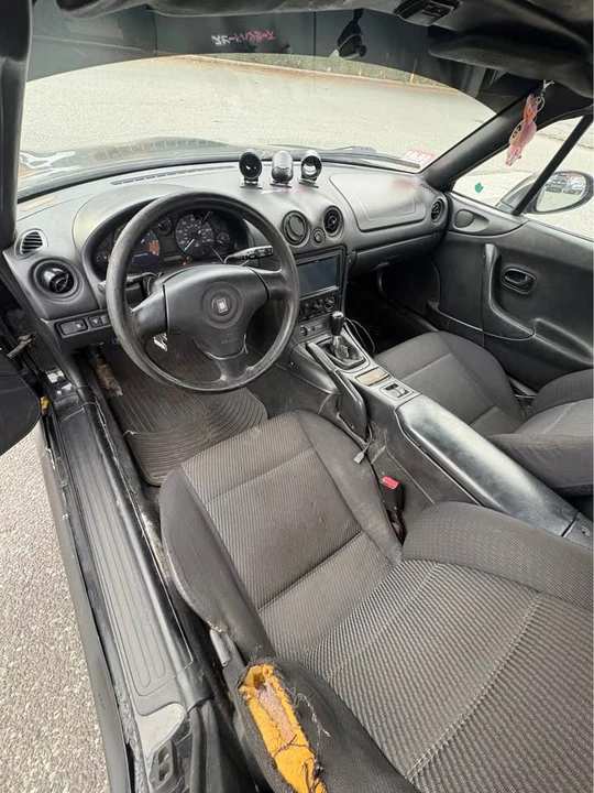 1999 Mazda NB MX-5 Miata - Image 10 of 11