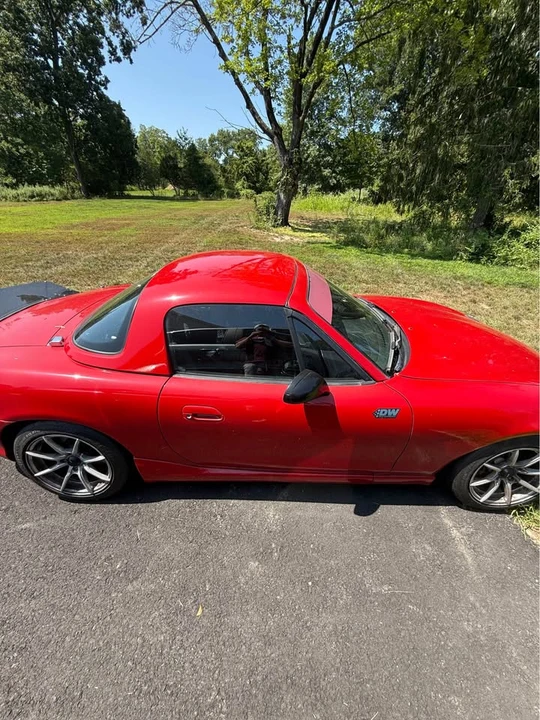 1999 Mazda NB MX-5 Miata - Image 9 of 10