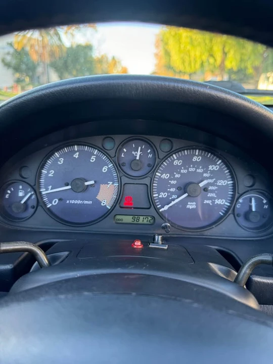 1999 Mazda NB MX-5 Miata - Image 11 of 18