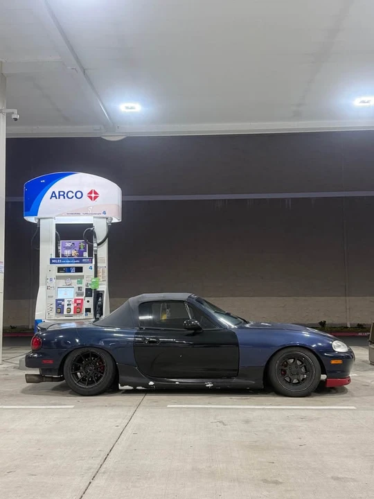 1999 Mazda NB MX-5 Miata - Image 5 of 14