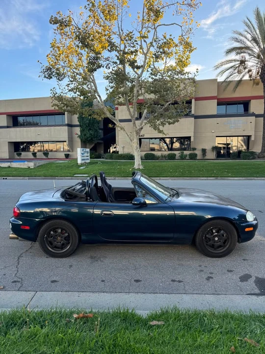 1999 Mazda NB MX-5 Miata - Image 4 of 18