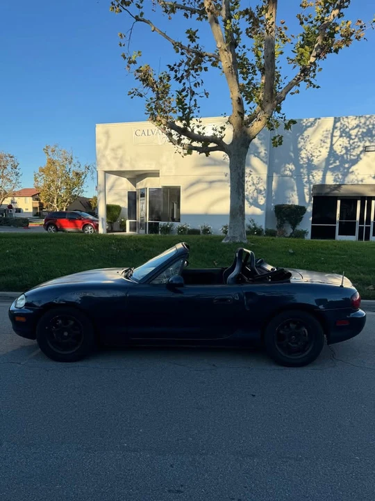 1999 Mazda NB MX-5 Miata - Image 8 of 18