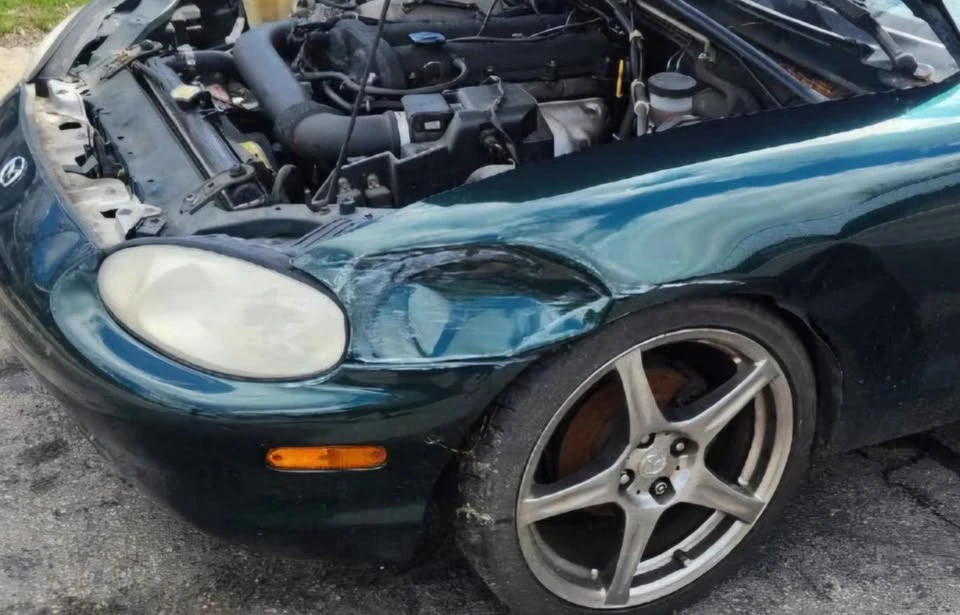 1999 Mazda NB MX-5 Miata - Image 3 of 13