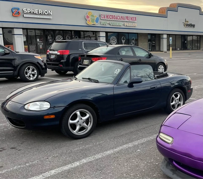 1999 Mazda NB MX-5 Miata - Image 3 of 6