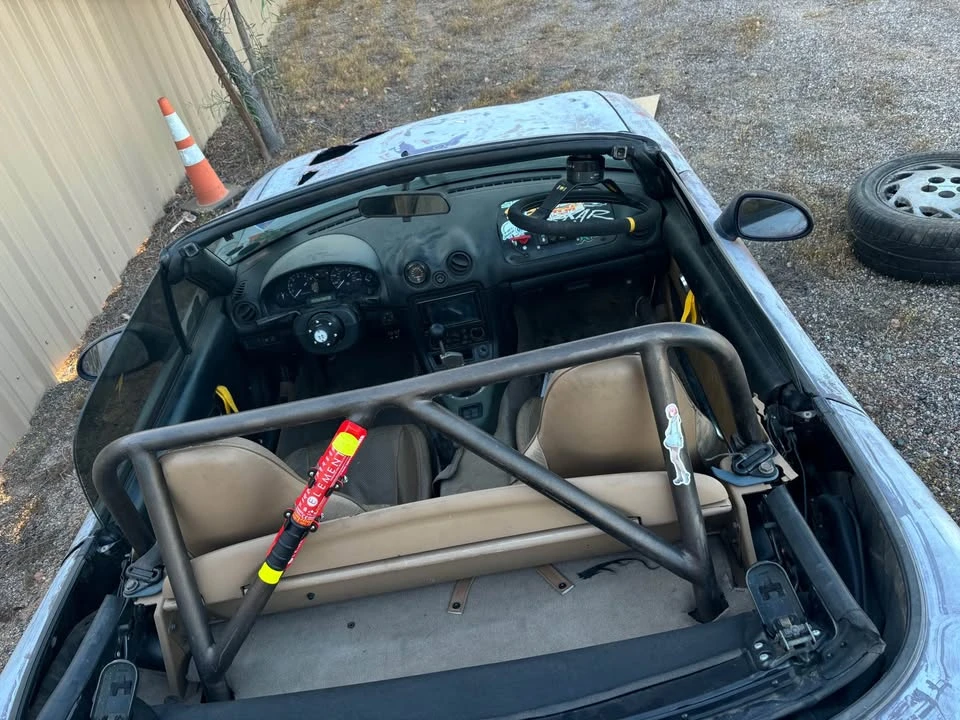 1999 Mazda NB MX-5 Miata - Image 4 of 8