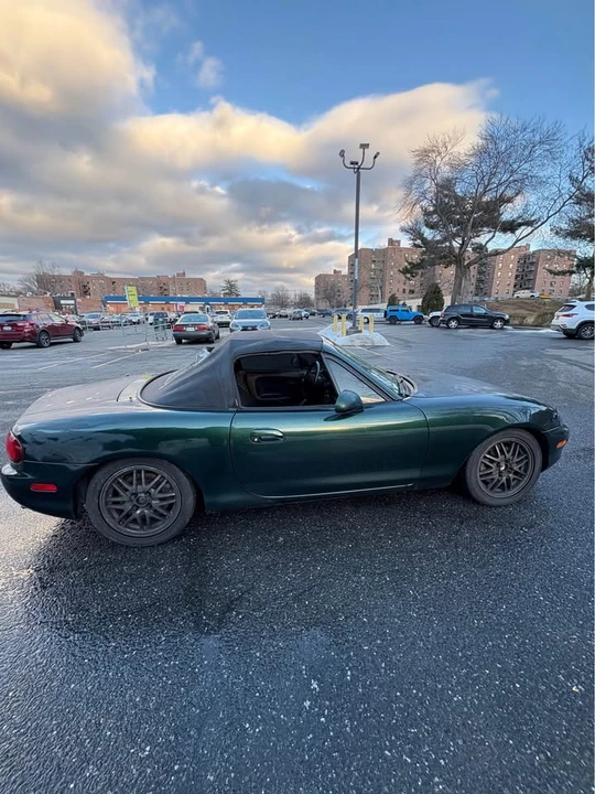 1999 Mazda NB MX-5 Miata - Image 5 of 8