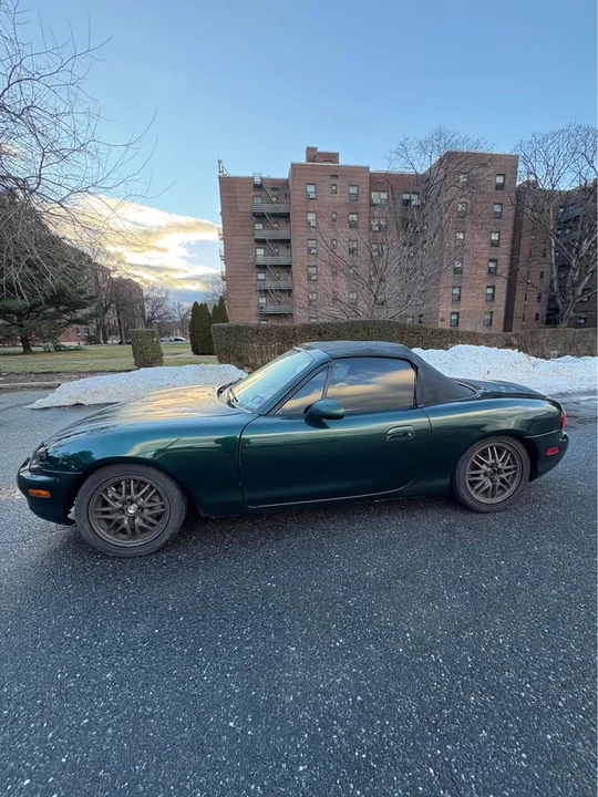 1999 Mazda NB MX-5 Miata - Image 2 of 8