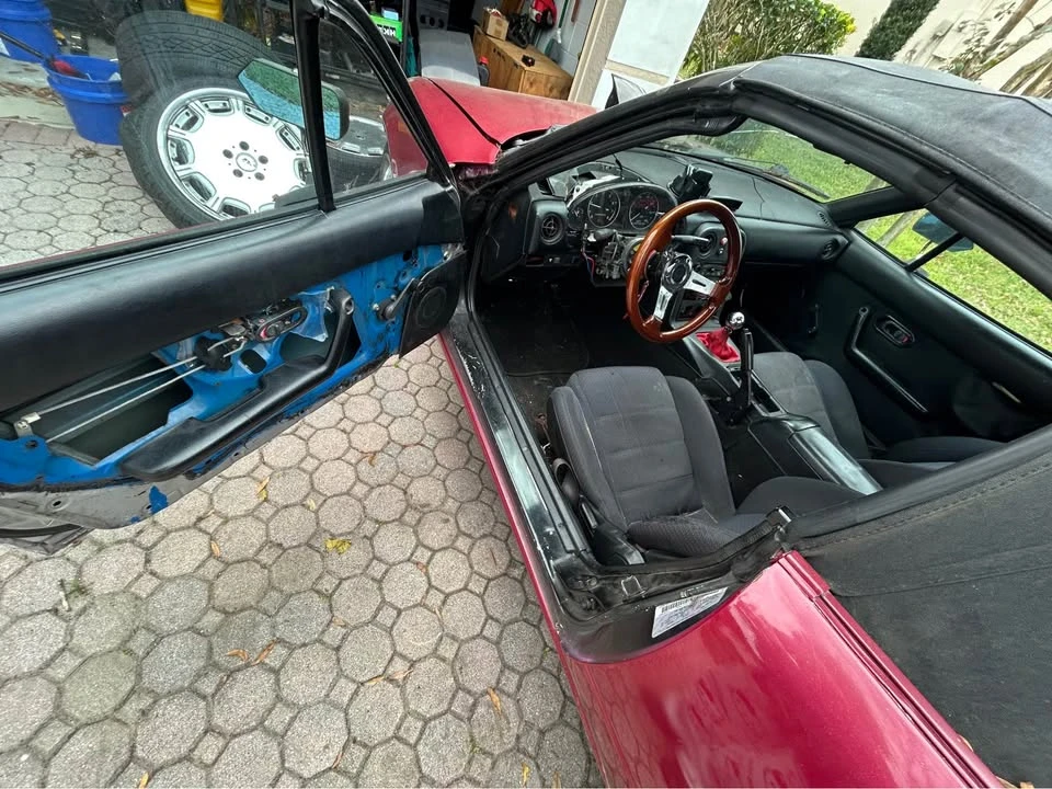 1999 Mazda NB MX-5 Miata - Image 4 of 8