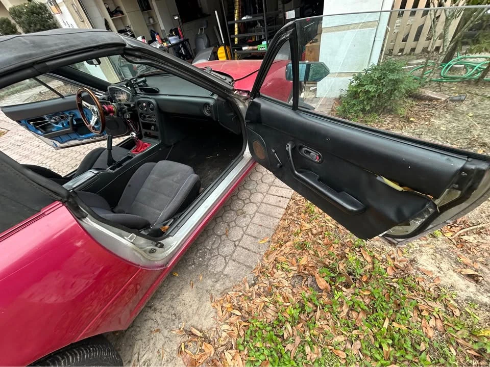 1999 Mazda NB MX-5 Miata - Image 3 of 8